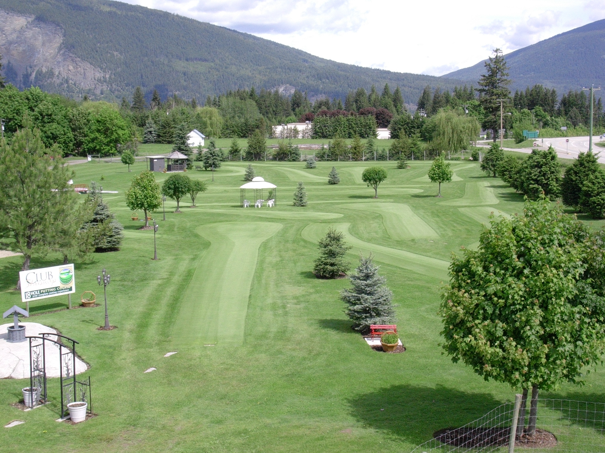 Club Shuswap Golf - Image 2
